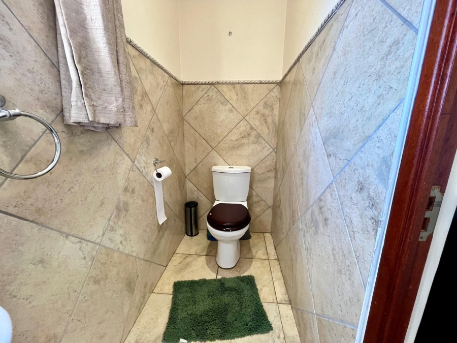 4 Bedroom Property for Sale in Safari Gardens North West